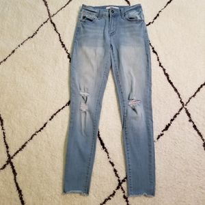 KanCan Light Wash Skinny Jeans 25